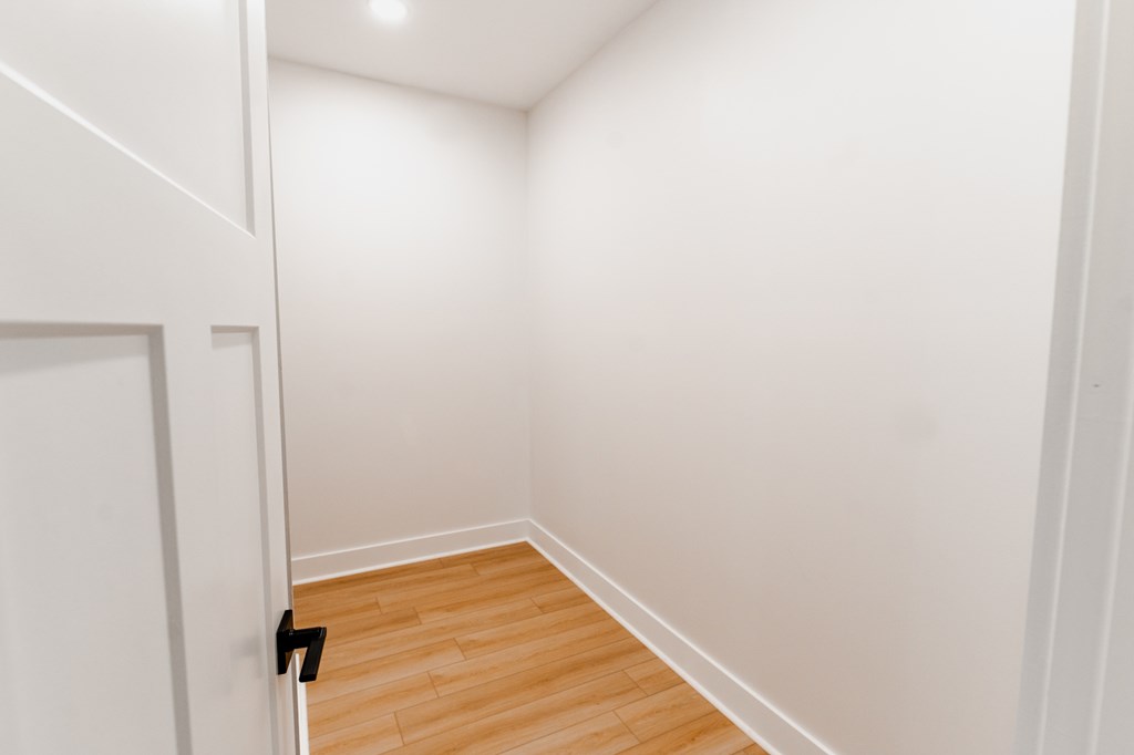 173 Frontier Road Jasper, GA 30143 - Photo 21 of 33 Primary Walk In Closet