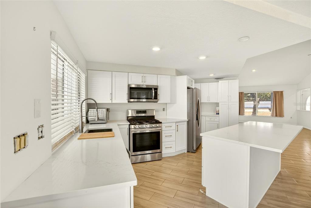 15047 Woodbury Road Brooksville, FL 34604 - Photo 38 of 98