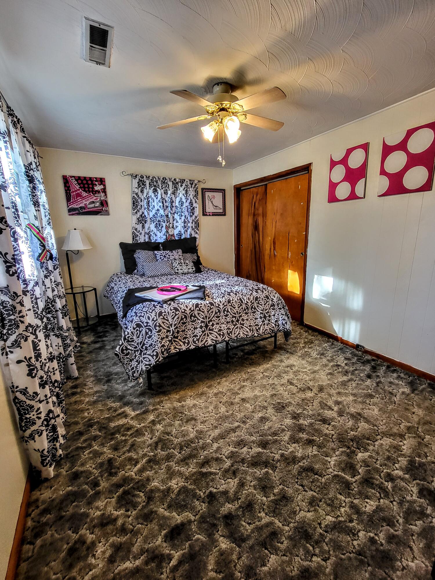109 Oak Road Bristol, TN 37620 - Photo 20 of 23 20231024_164340