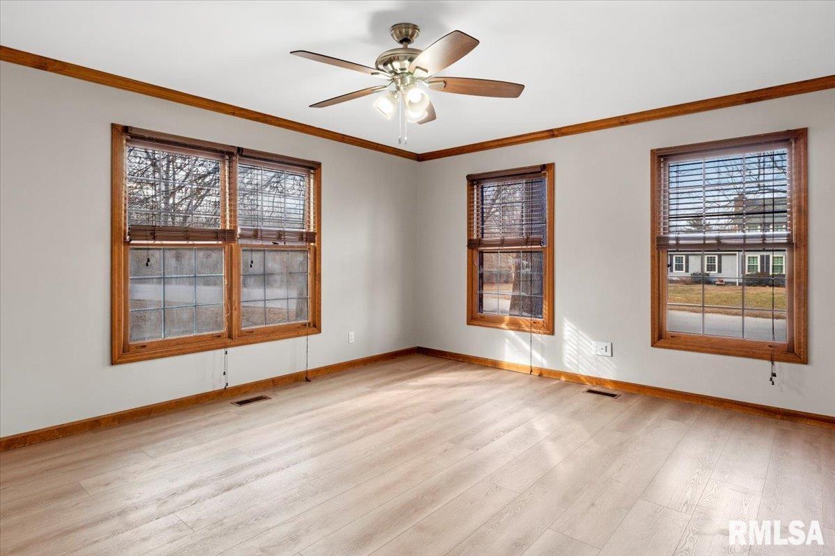 3920 West Bluffs Road Springfield, IL 62711 - Photo 13 of 35