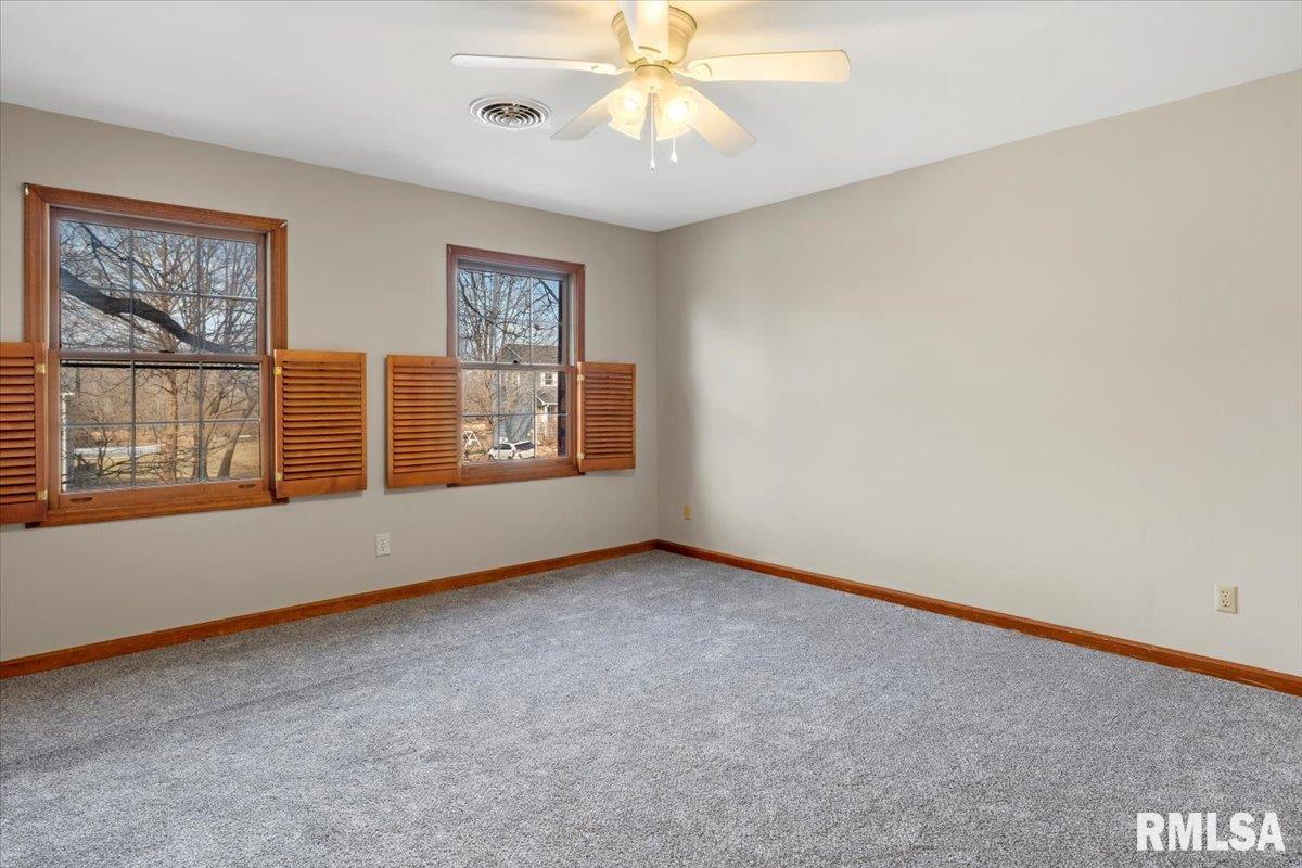 3920 West Bluffs Road Springfield, IL 62711 - Photo 18 of 35