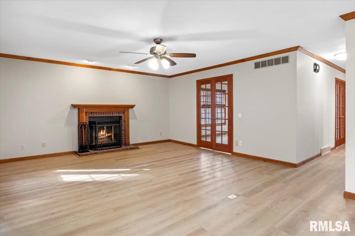 3920 West Bluffs Road Springfield, IL 62711 - Photo 9 of 35