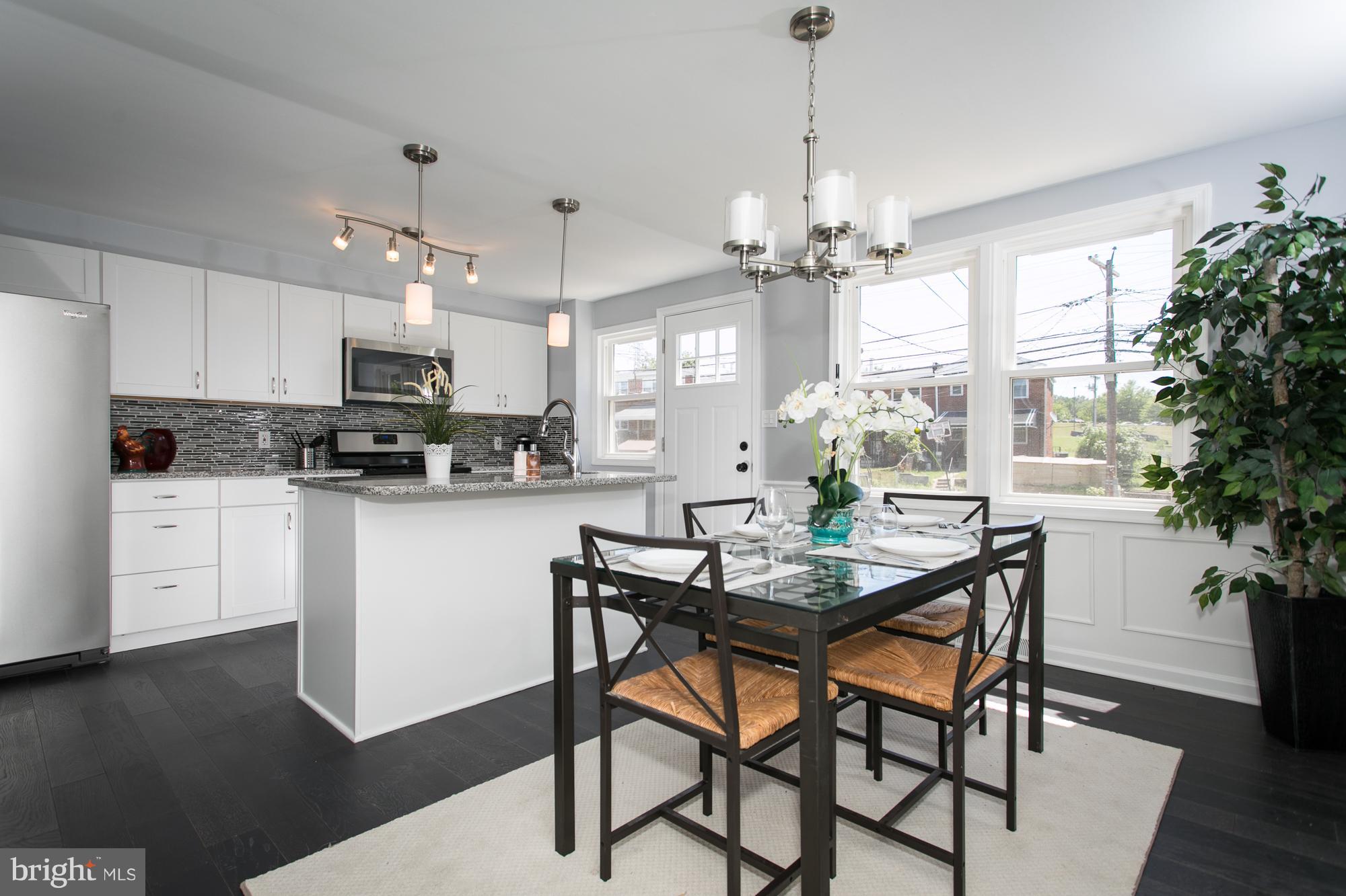 5421 Bucknell Road Baltimore, MD 21206 - Photo 5 of 17 Dining room