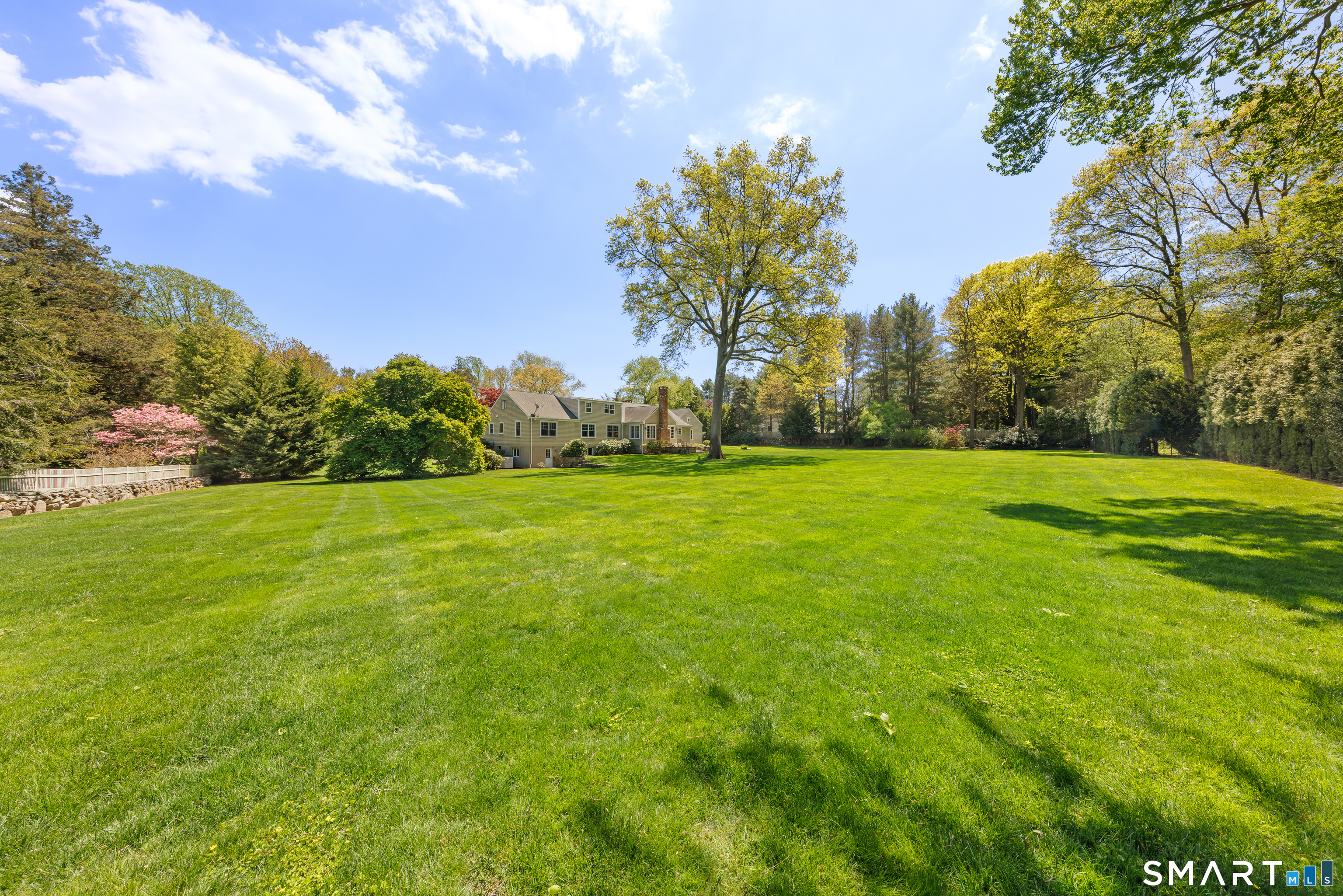 6 Old Parish Road Darien, CT 06820 - Photo 5 of 38
