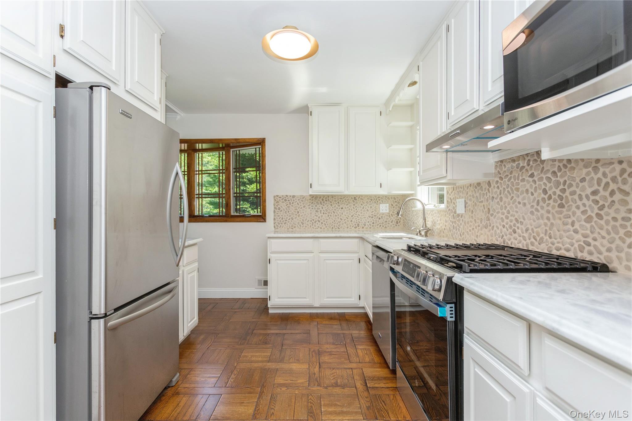 9 Marlene Court Rye, NY 10580 - Photo 10 of 37