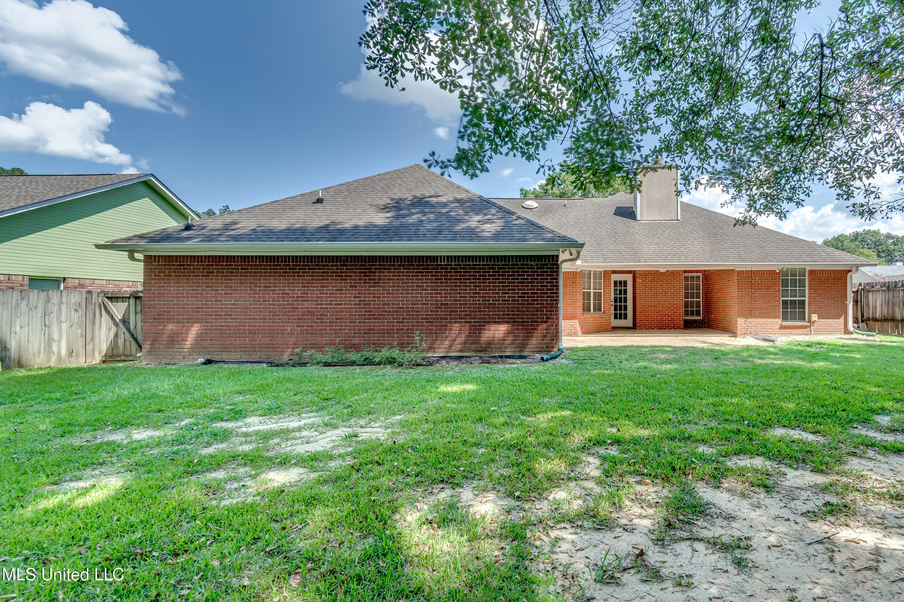415 Hemlock Drive Flowood, MS 39232 - Photo 12 of 57 415 Hemlock Dr-16