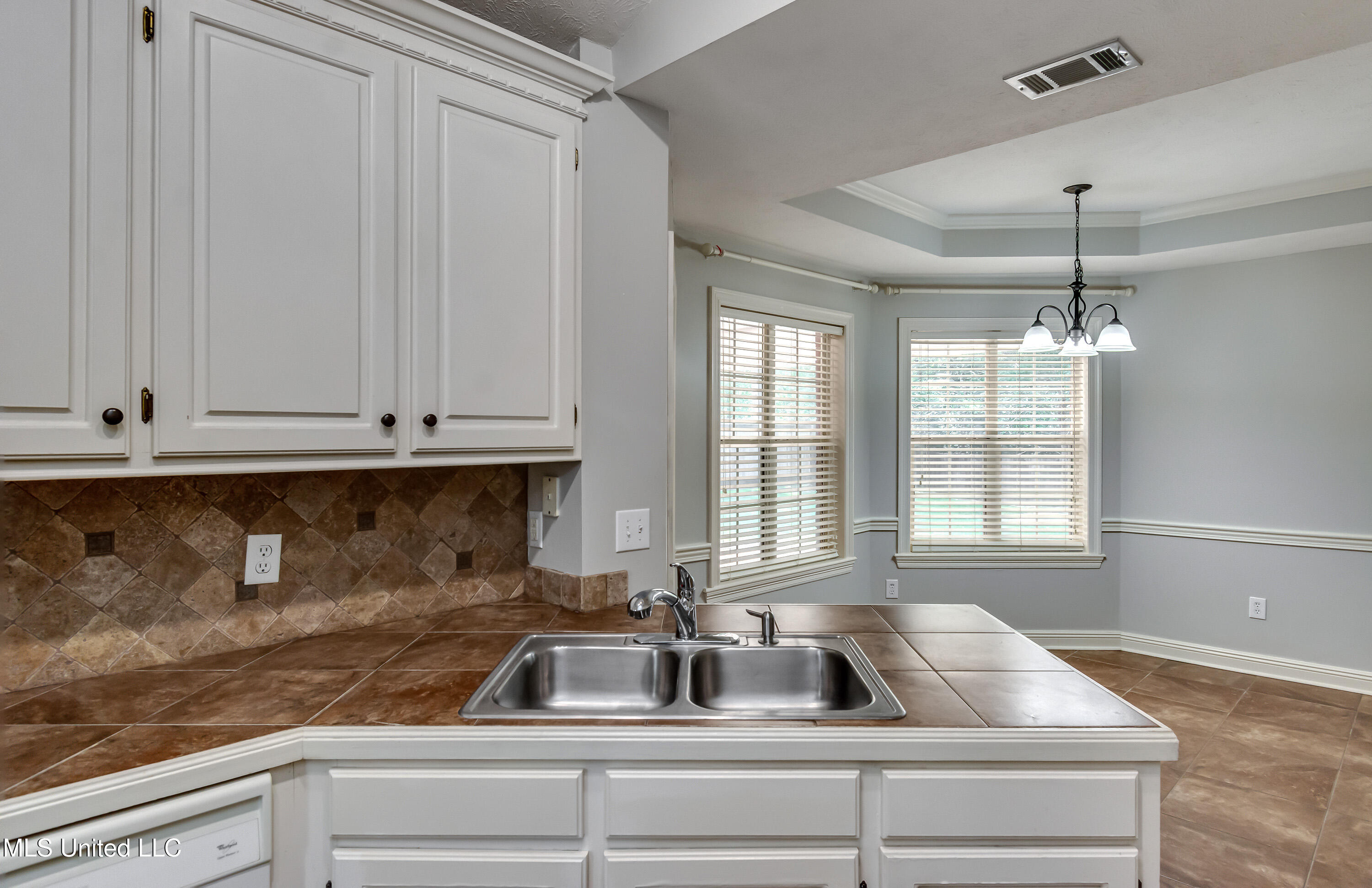 415 Hemlock Drive Flowood, MS 39232 - Photo 26 of 57 415 Hemlock Dr-31