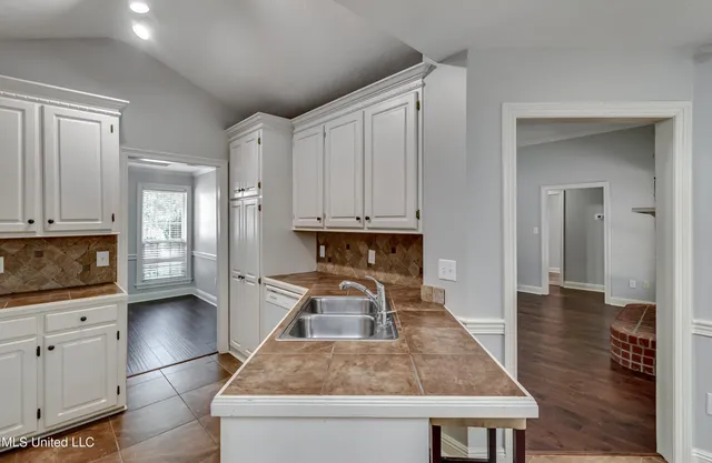 $299,500 | 415 Hemlock Drive, Flowood, MS 39232