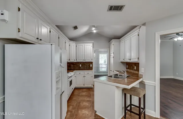 $299,500 | 415 Hemlock Drive, Flowood, MS 39232