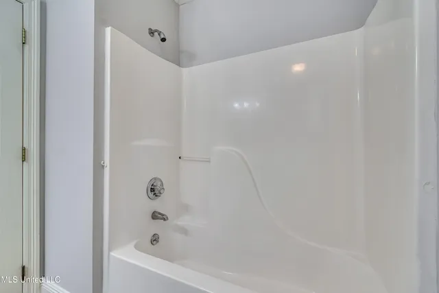 $299,500 | 415 Hemlock Drive, Flowood, MS 39232