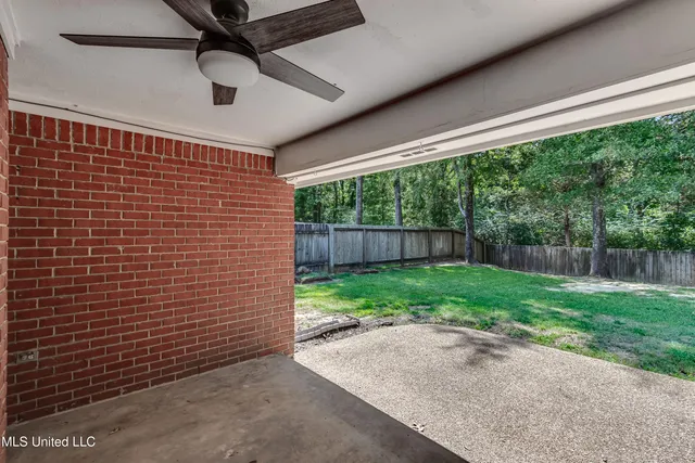 $299,500 | 415 Hemlock Drive, Flowood, MS 39232