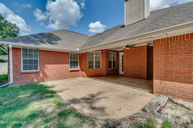 $299,500 | 415 Hemlock Drive, Flowood, MS 39232