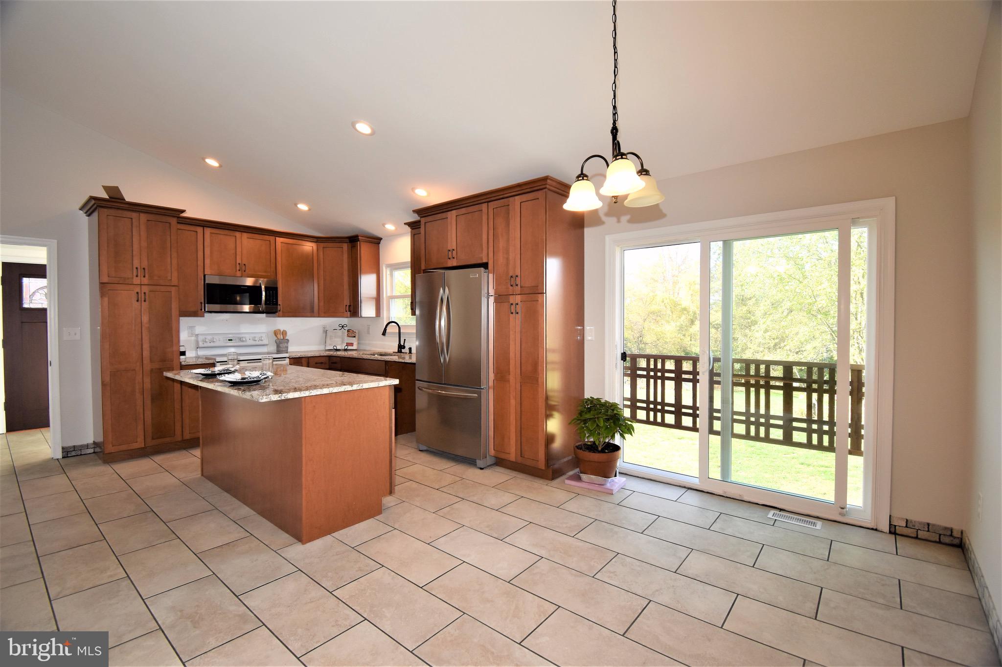 416 North Clear Ridge Road Union Bridge, MD 21791 - Photo 13 of 46 Kitchen