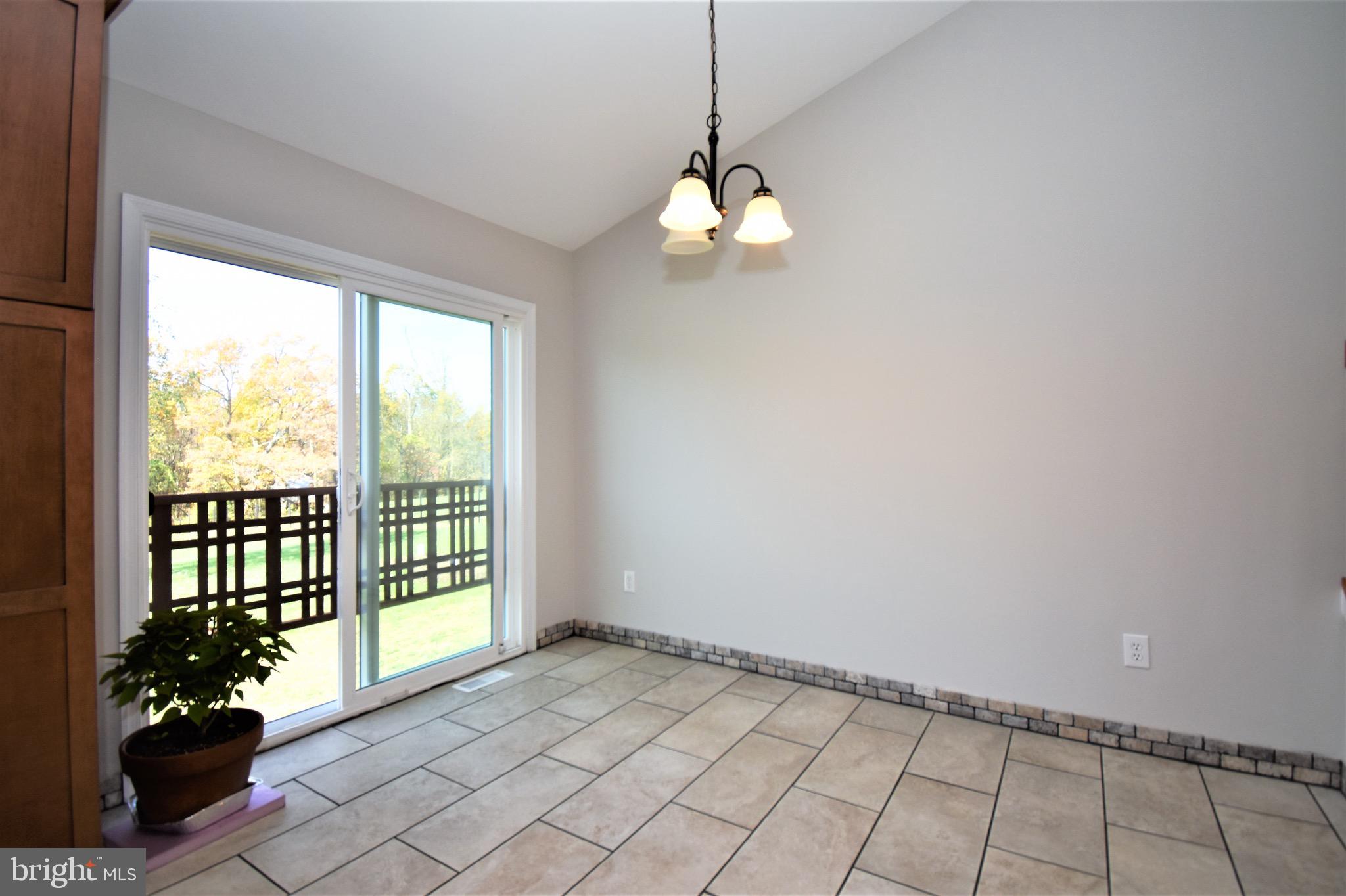 416 North Clear Ridge Road Union Bridge, MD 21791 - Photo 20 of 46 Dining Area