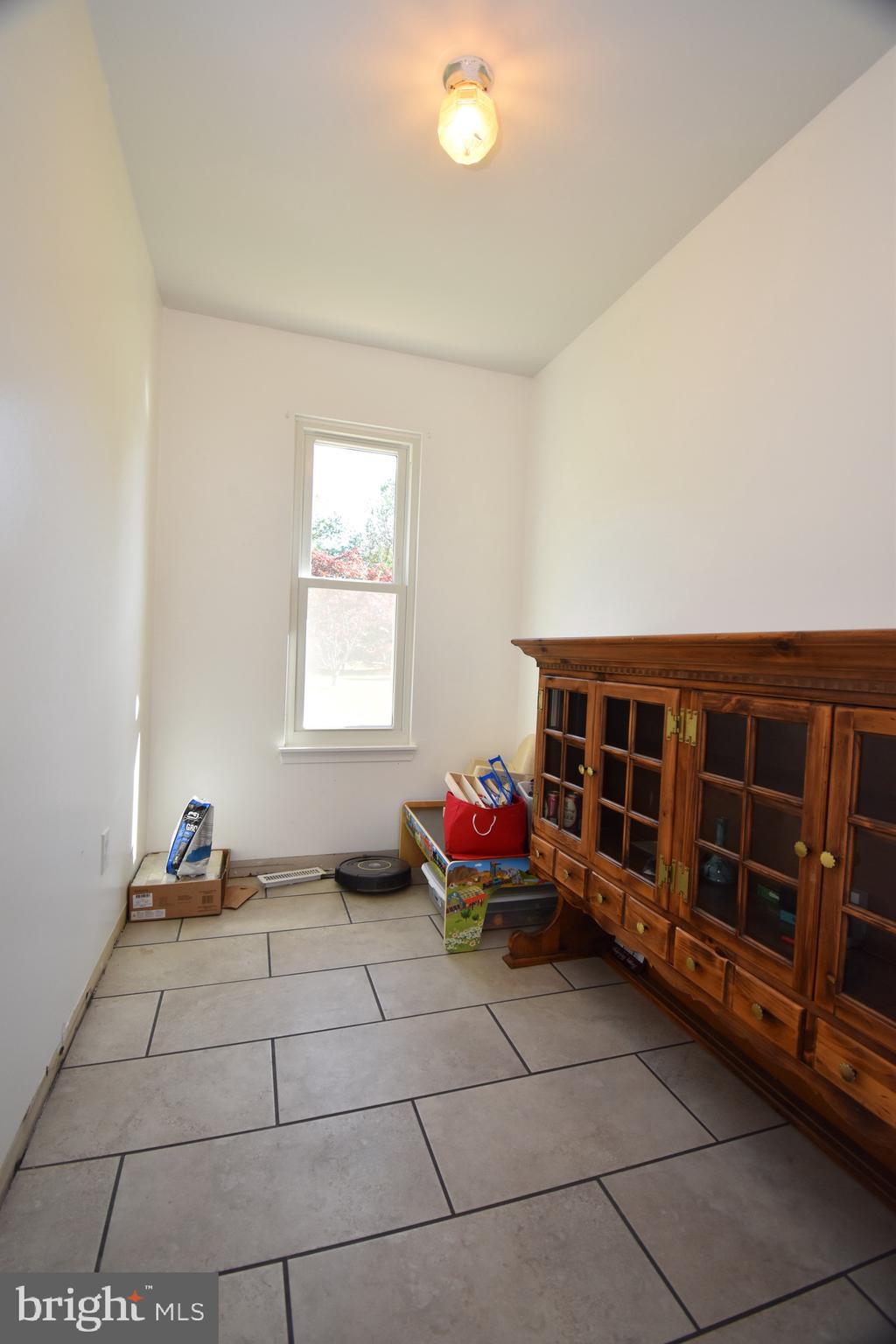 416 North Clear Ridge Road Union Bridge, MD 21791 - Photo 27 of 46 Pantry or office