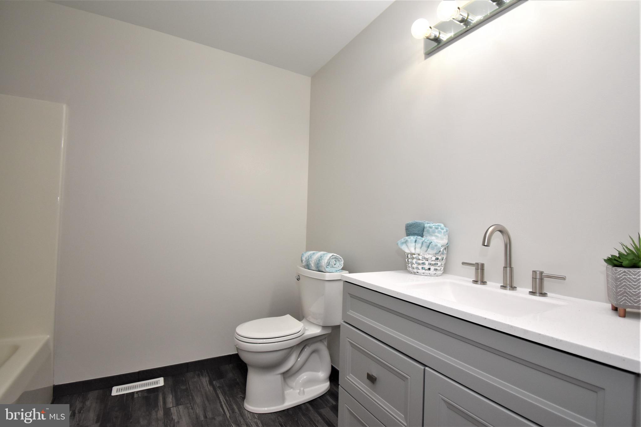416 North Clear Ridge Road Union Bridge, MD 21791 - Photo 30 of 46 Upstairs Bathroom