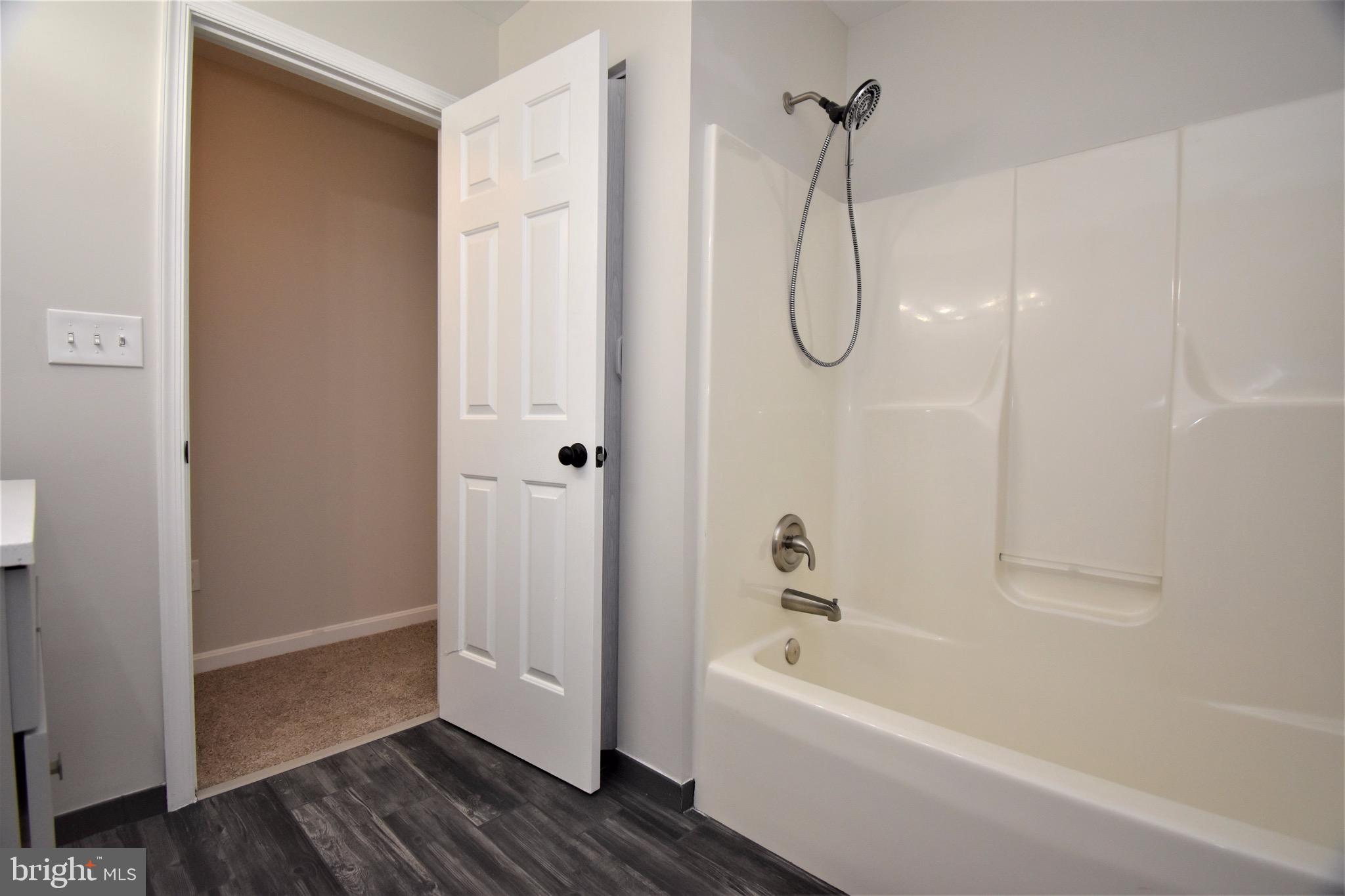 416 North Clear Ridge Road Union Bridge, MD 21791 - Photo 32 of 46 Upstairs bathroom