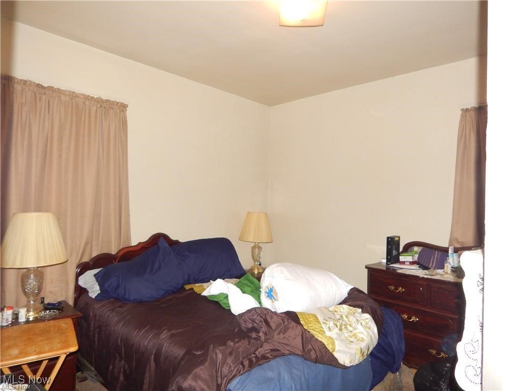 1237 Rozelle Avenue Cleveland, OH 44112 - Photo 10 of 15 View of bedroom