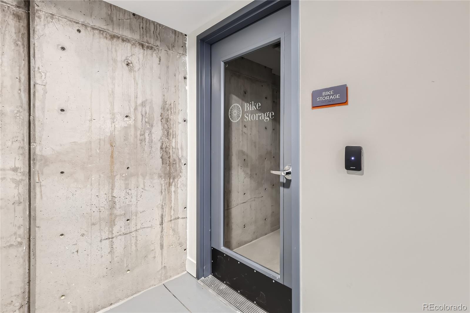 4900 West 29th Avenue, Unit 310 Denver, CO 80212 - Photo 10 of 13 a bathroom with a shower