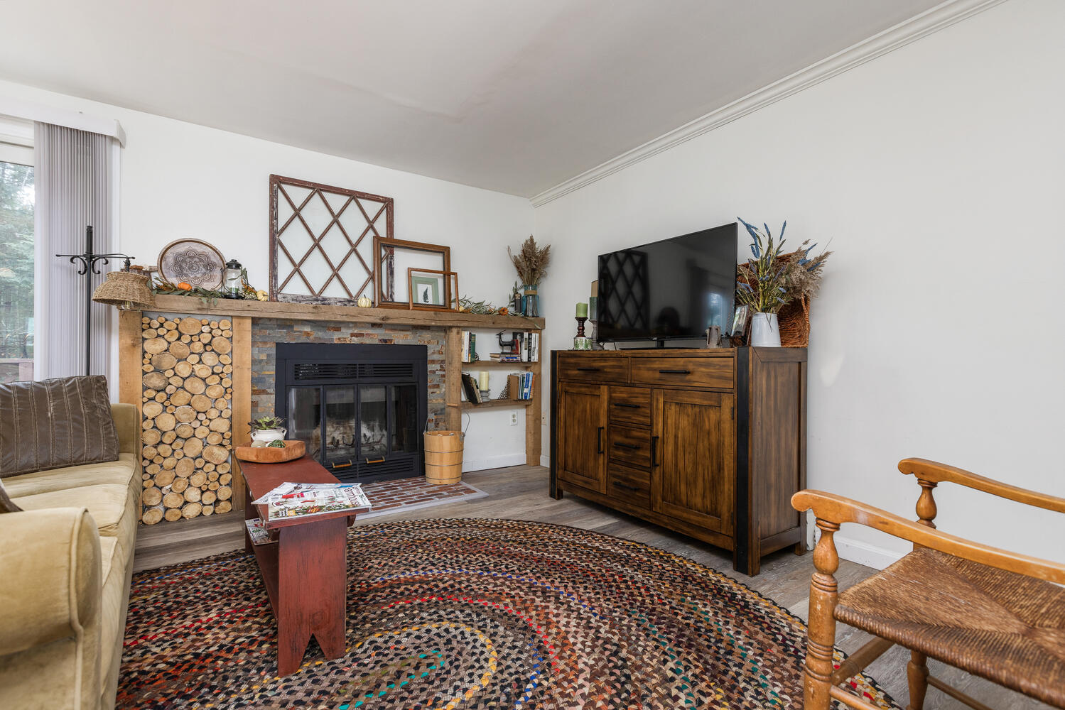 378 Portland Road, Unit 1 Gray, ME 04039 - Photo 12 of 30 378 Portland Rd 1 Gray ME-large-011-019-