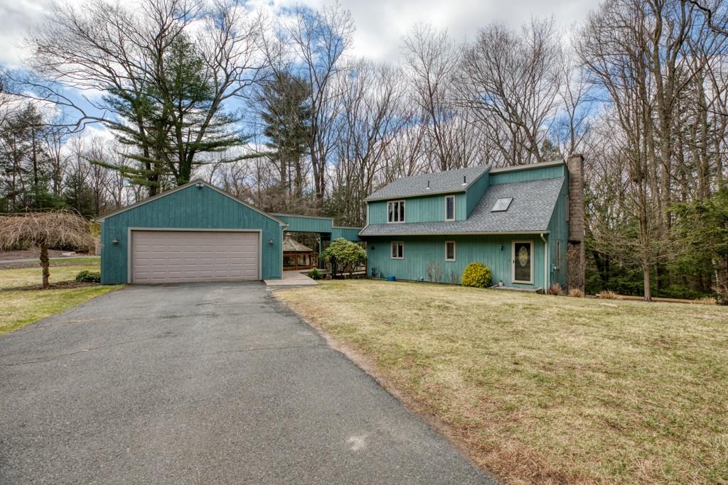 16 Ravine Circle Westfield, MA 01085 - Photo 1 of 8 Gallery Image 1