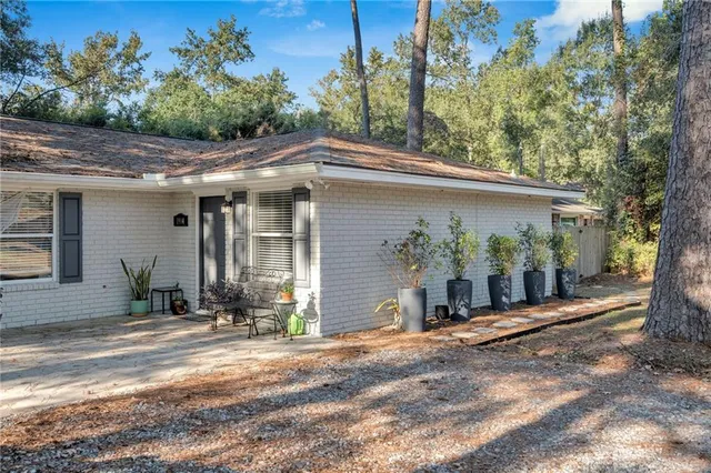 $1,550 | 1904 America Street, Mandeville, LA 70448