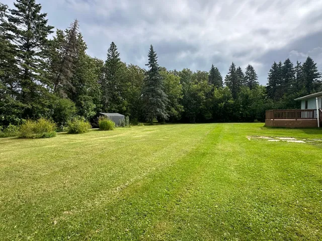 $169,900 | 301 Pleasant Avenue Northwest, Warroad, MN 56763