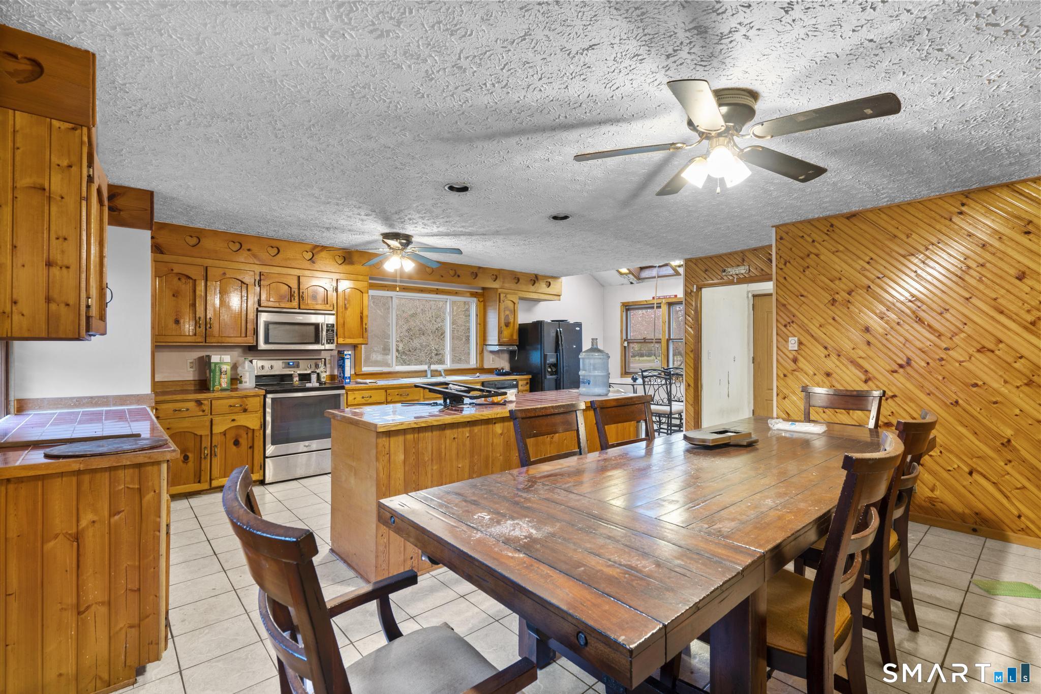 350 Williams Road Wallingford, CT 06492 - Photo 11 of 32