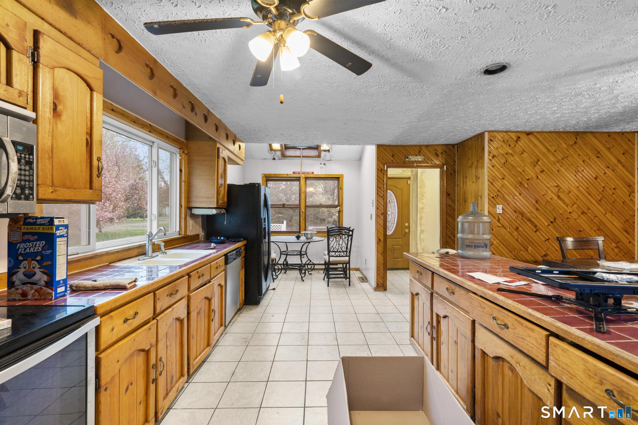 350 Williams Road Wallingford, CT 06492 - Photo 12 of 32