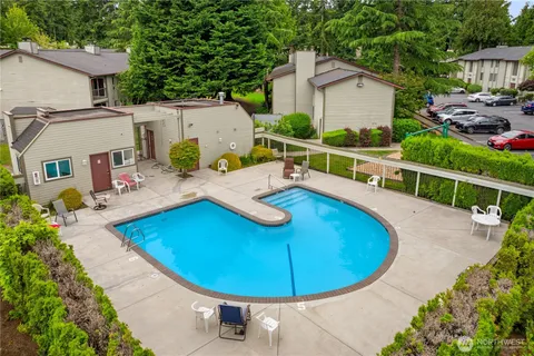 $325,000 | 17518 151st Avenue Southeast, Unit 21, Renton, WA 98058