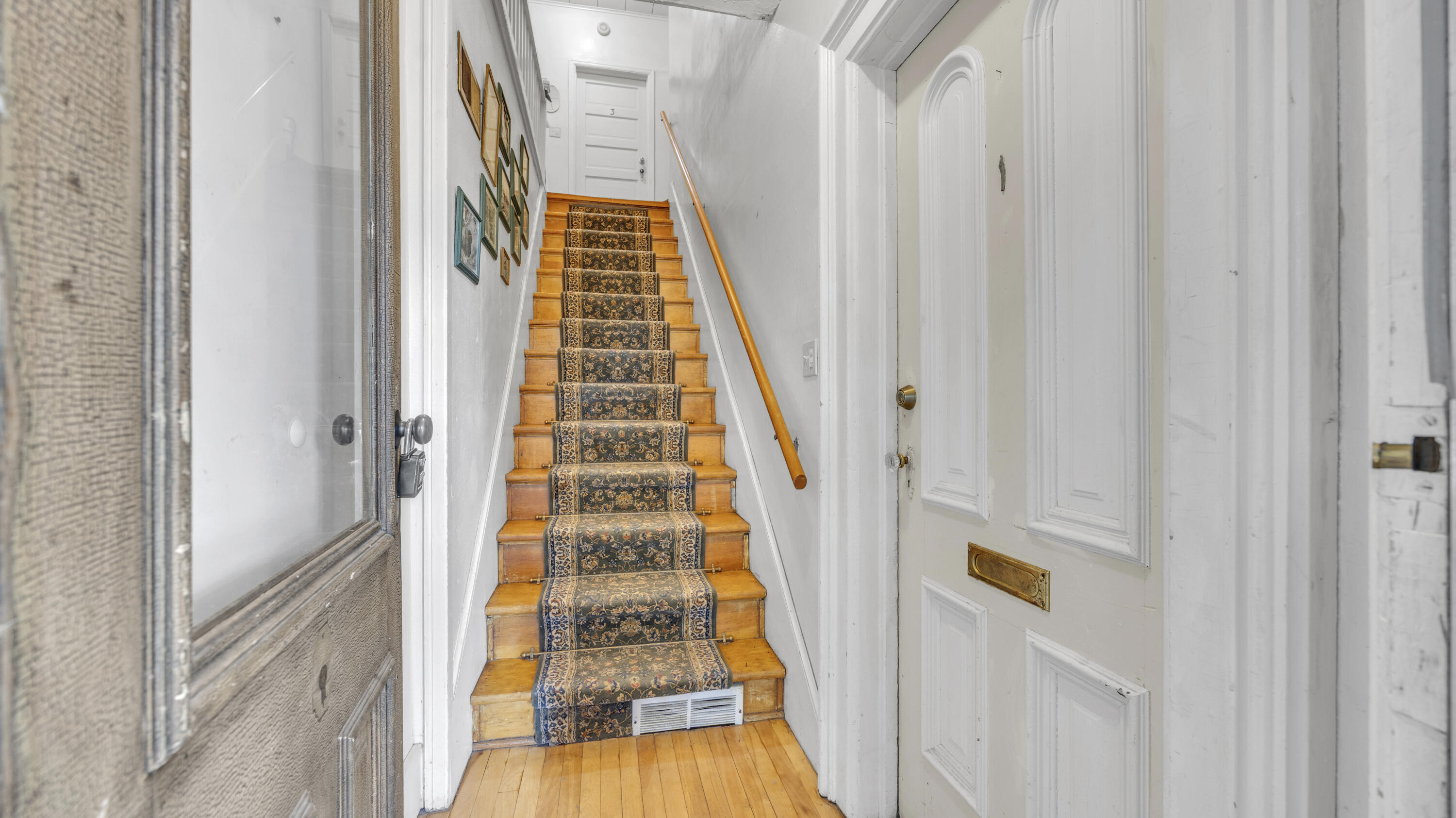 8120 Franklin Road, Unit 1 Herman, WI 53073 - Photo 5 of 33 Stairway Hallway
