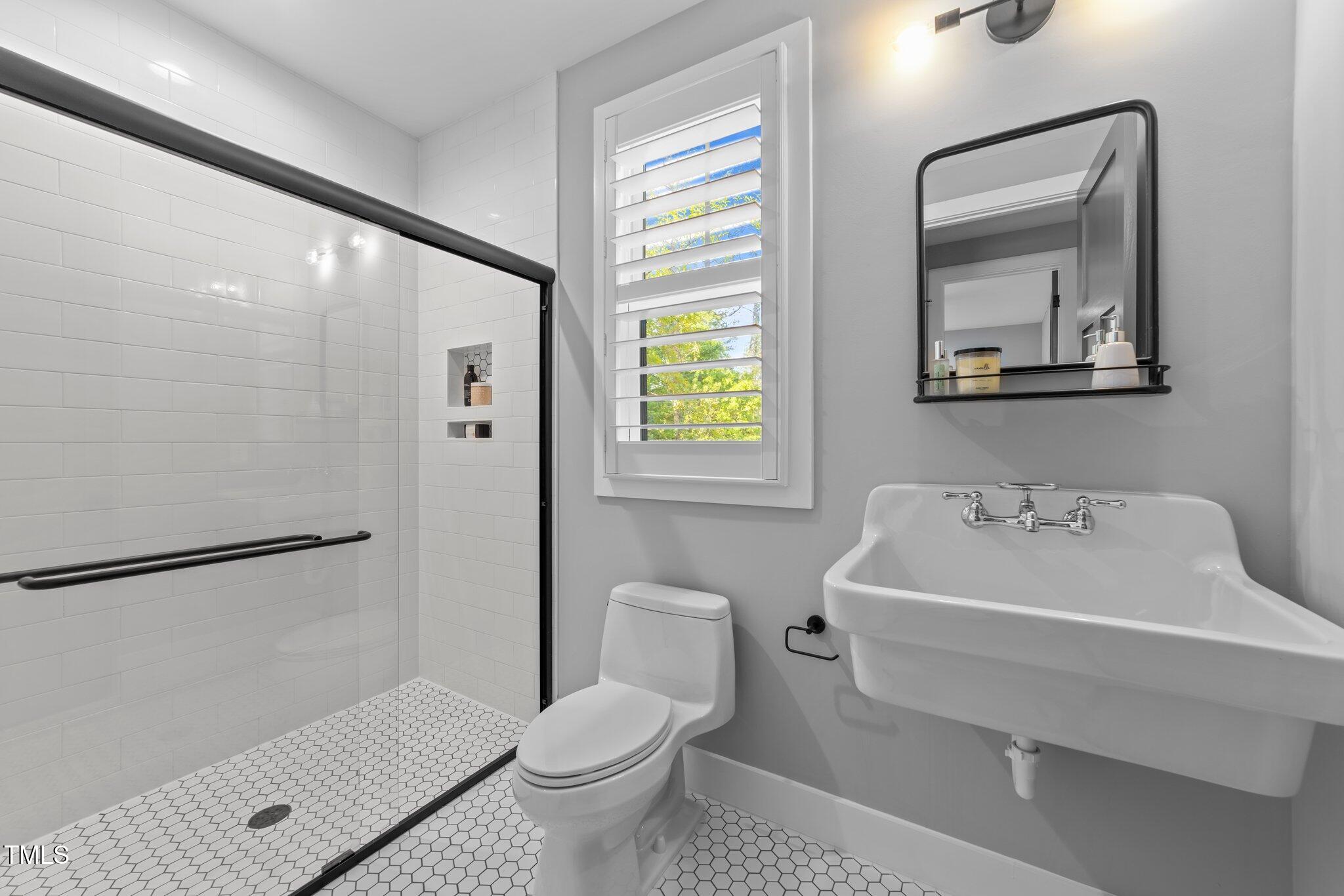 3316 Milton Road Raleigh, NC 27609 - Photo 7 of 50 9-web-or-mls-3D5A5534