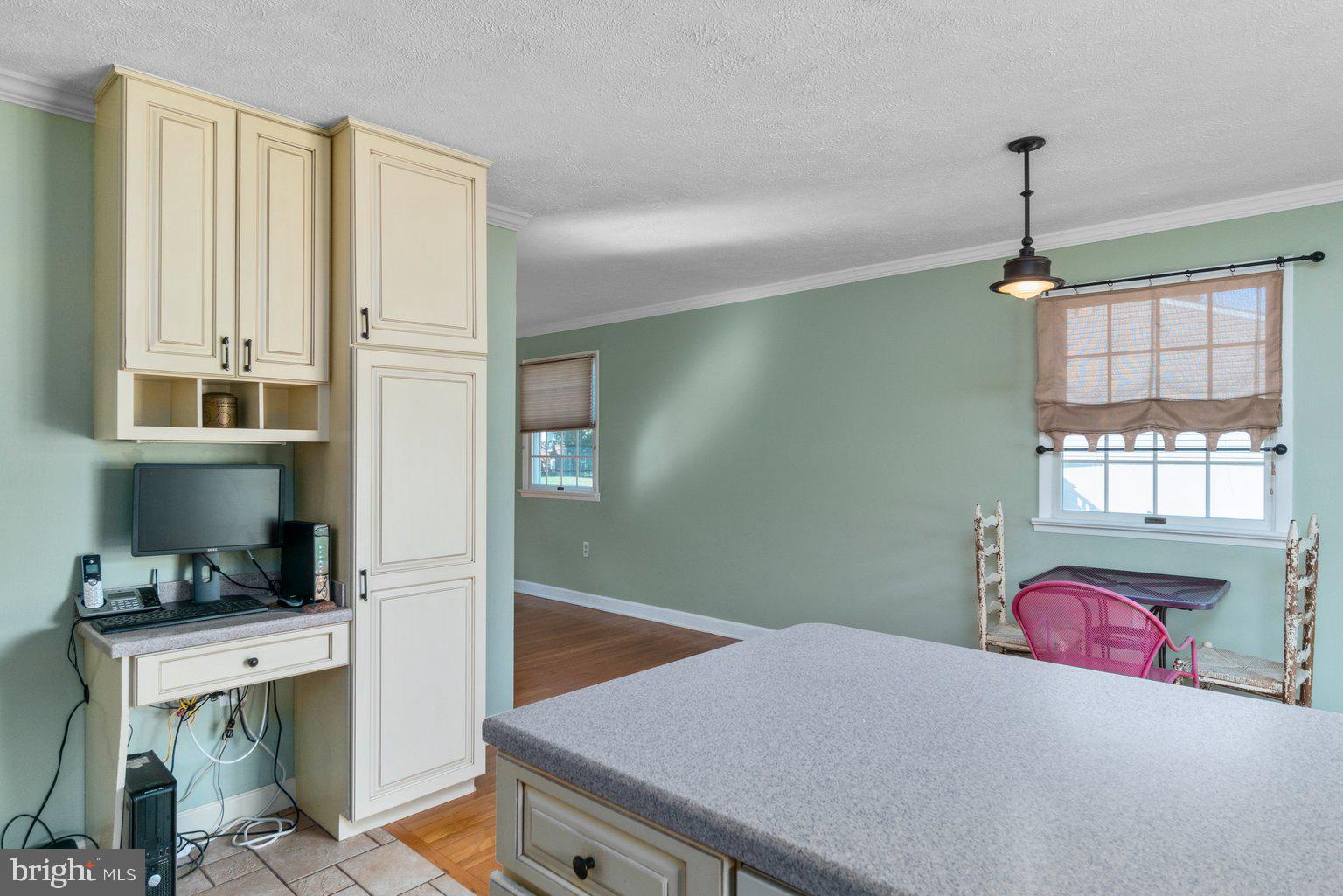 7925 Central Road Pasadena, MD 21122 - Photo 12 of 41 Kitchen