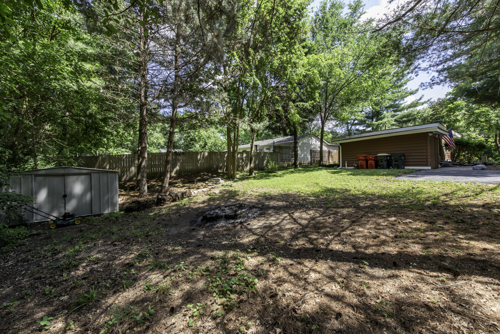 38515 North Forest Avenue Spring Grove, IL 60081 - Photo 17 of 20