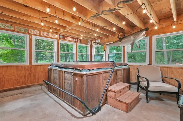 $845,000 | 5 Carriage Drive, Chelmsford, MA 01824