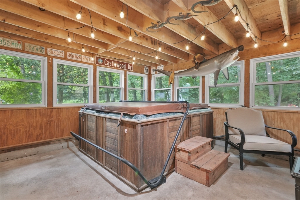 5 Carriage Drive Chelmsford, MA 01824 - Photo 13 of 25