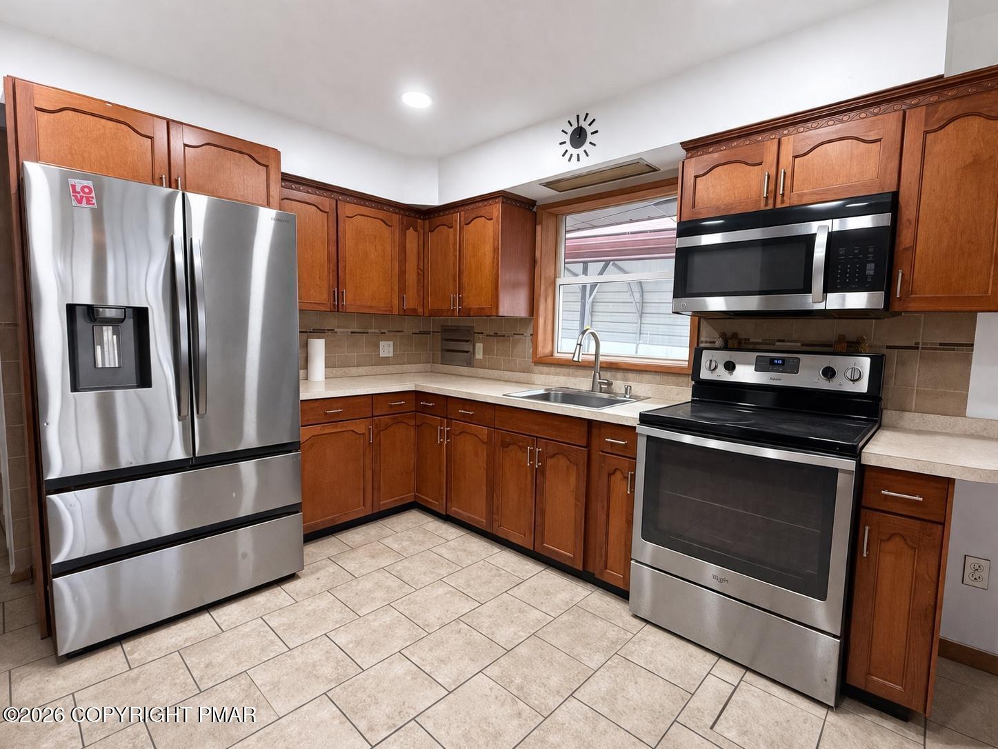 2 West 17th Street Hazleton, PA 18201 - Photo 12 of 32 Kitchen