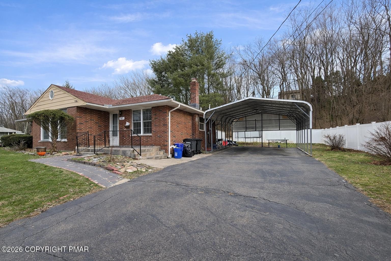 2 West 17th Street Hazleton, PA 18201 - Photo 4 of 32 Parking