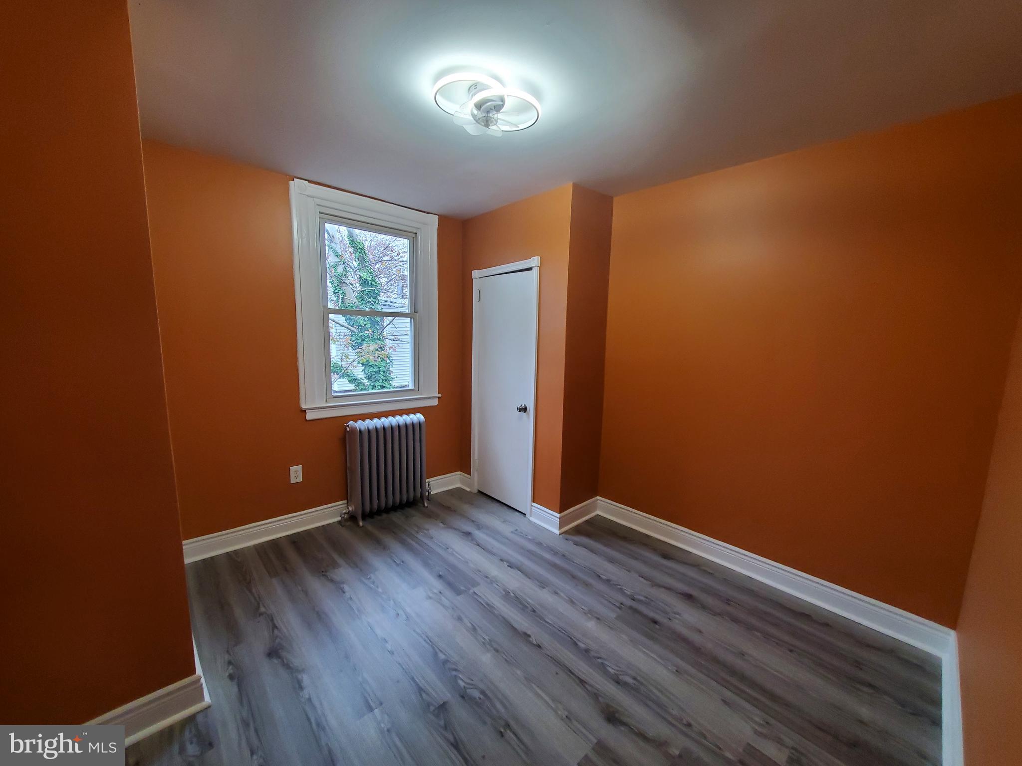 245 Widener Street Philadelphia, PA 19120 - Photo 22 of 44 Bedroom #1 pic#1
