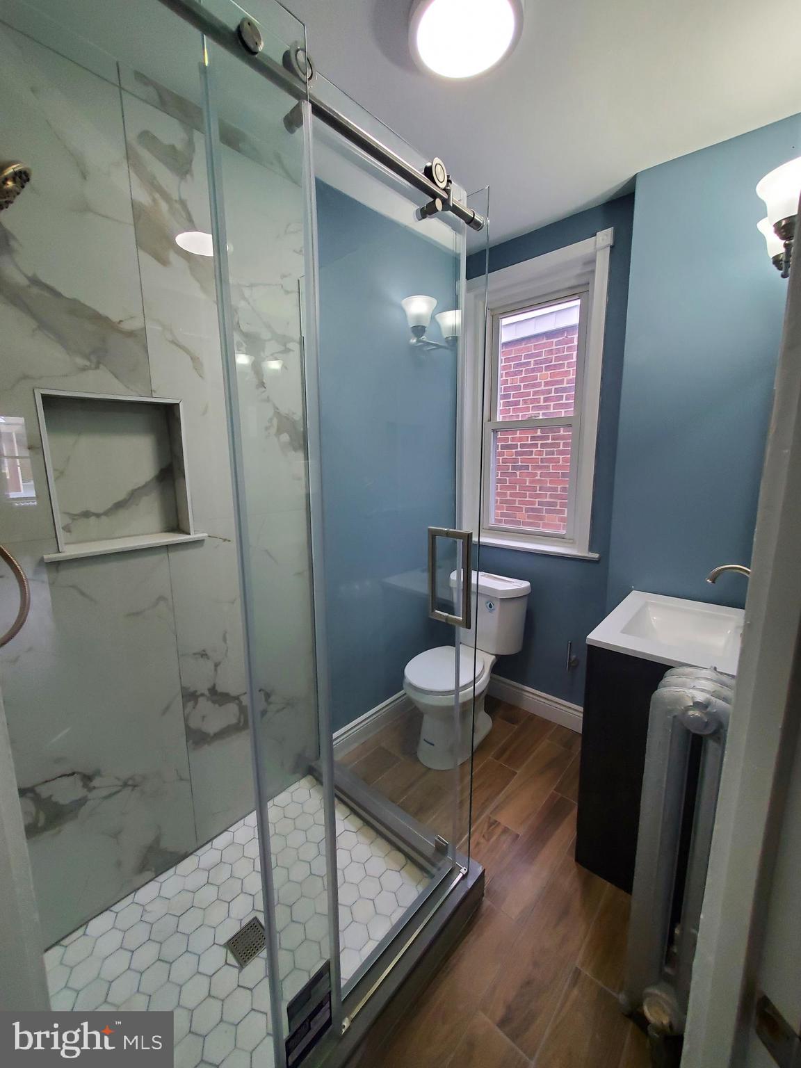 245 Widener Street Philadelphia, PA 19120 - Photo 31 of 44 Full bath pic#1