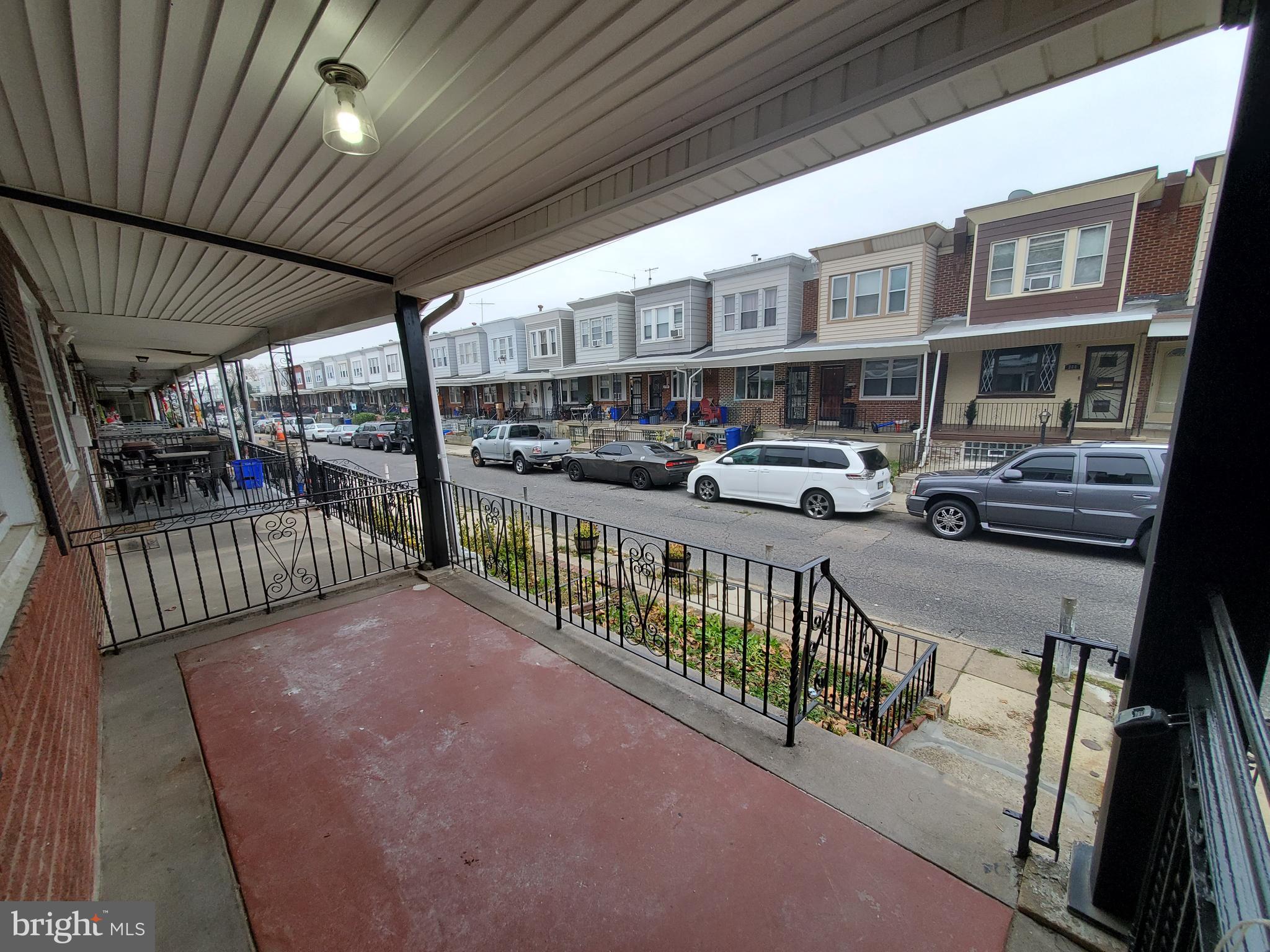 245 Widener Street Philadelphia, PA 19120 - Photo 8 of 44 Front porch pic#2