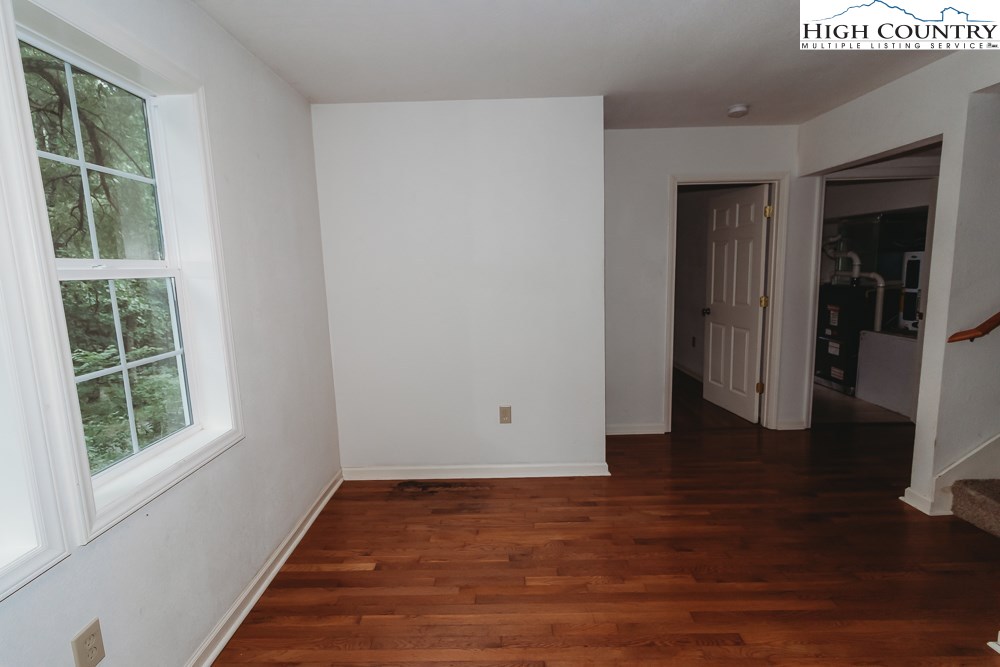 530 Lower Rush Branch Road Sugar Grove, NC 28679 - Photo 7 of 34 Gallery Image 7