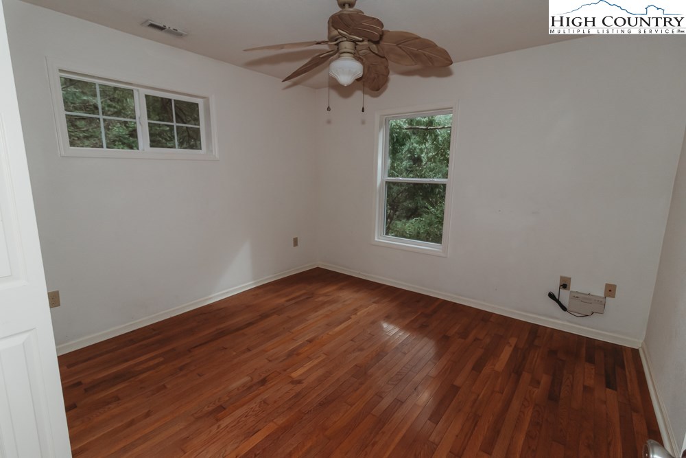 530 Lower Rush Branch Road Sugar Grove, NC 28679 - Photo 8 of 34 Gallery Image 8