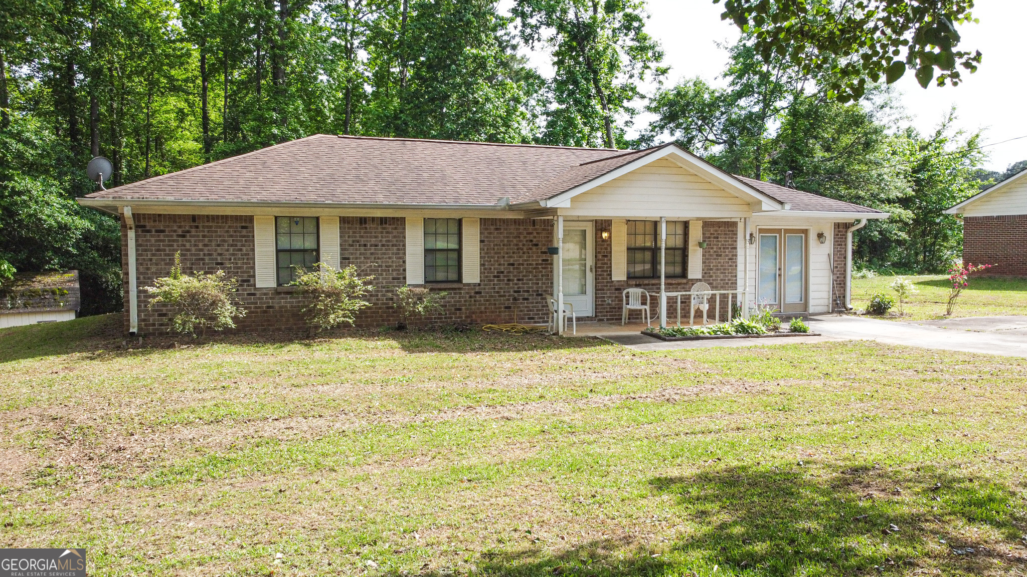 140 Grove Crk Dr  