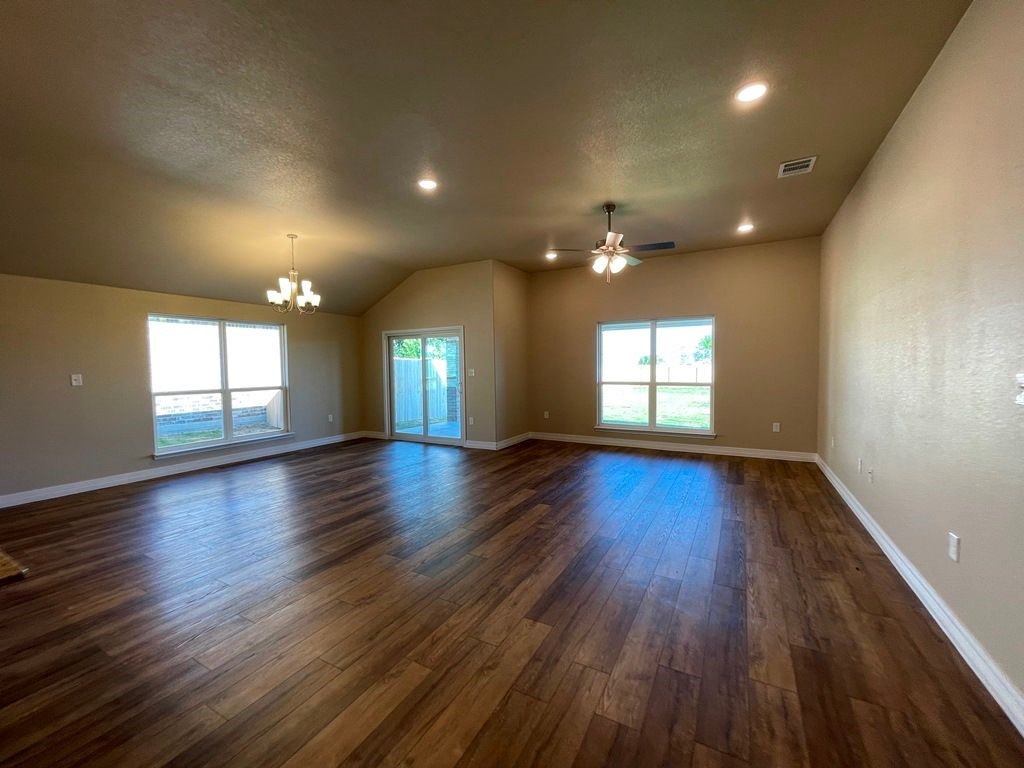 925 Coriander Road Temple, TX 76501 - Photo 7 of 40 Gallery Image 7