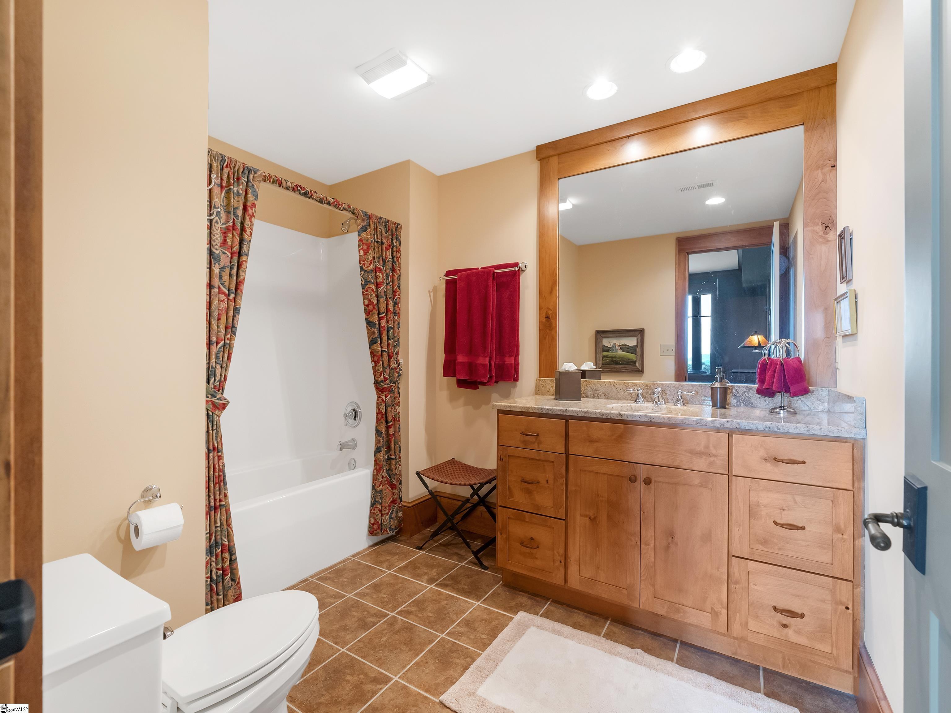 8 Goshawk Drive Landrum, SC 29356 - Photo 29 of 39 Gallery Image 29