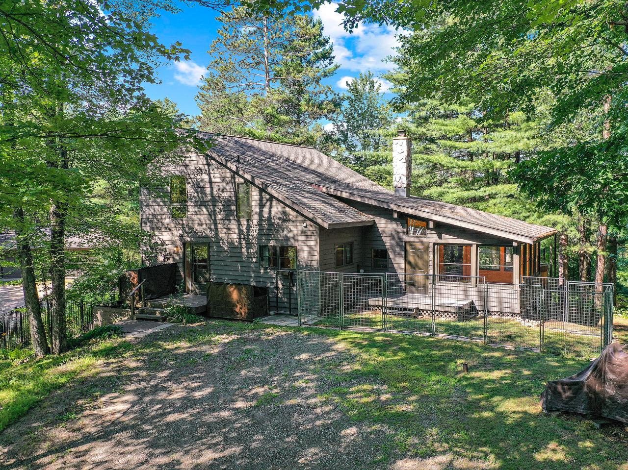 7509 Clear Lake Road Rhinelander, WI 54501 - Photo 7 of 41 Gallery Image 7
