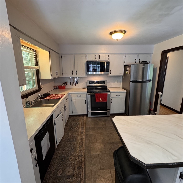 190 Pillsbury Road Ashby, MA 01431 - Photo 11 of 36