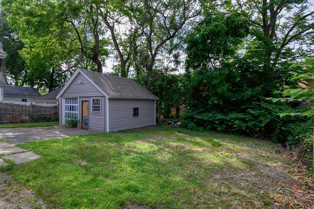 164 Leyfred Terrace Springfield, MA 01108 - Photo 5 of 32 Gallery Image 5