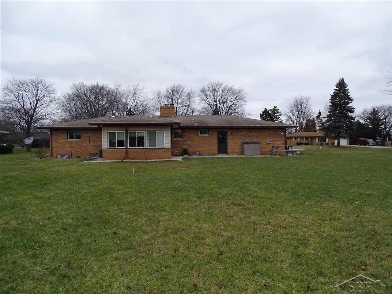 3221 Luther Road Saginaw, MI 48603 - Photo 18 of 20 Rear View